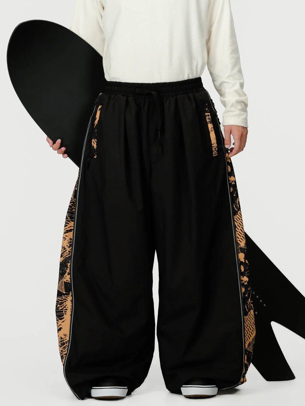 Men's Hyper Flux Side Zip Graffiti Panel Extra Baggy Freestyle Snow Pants - Image 4