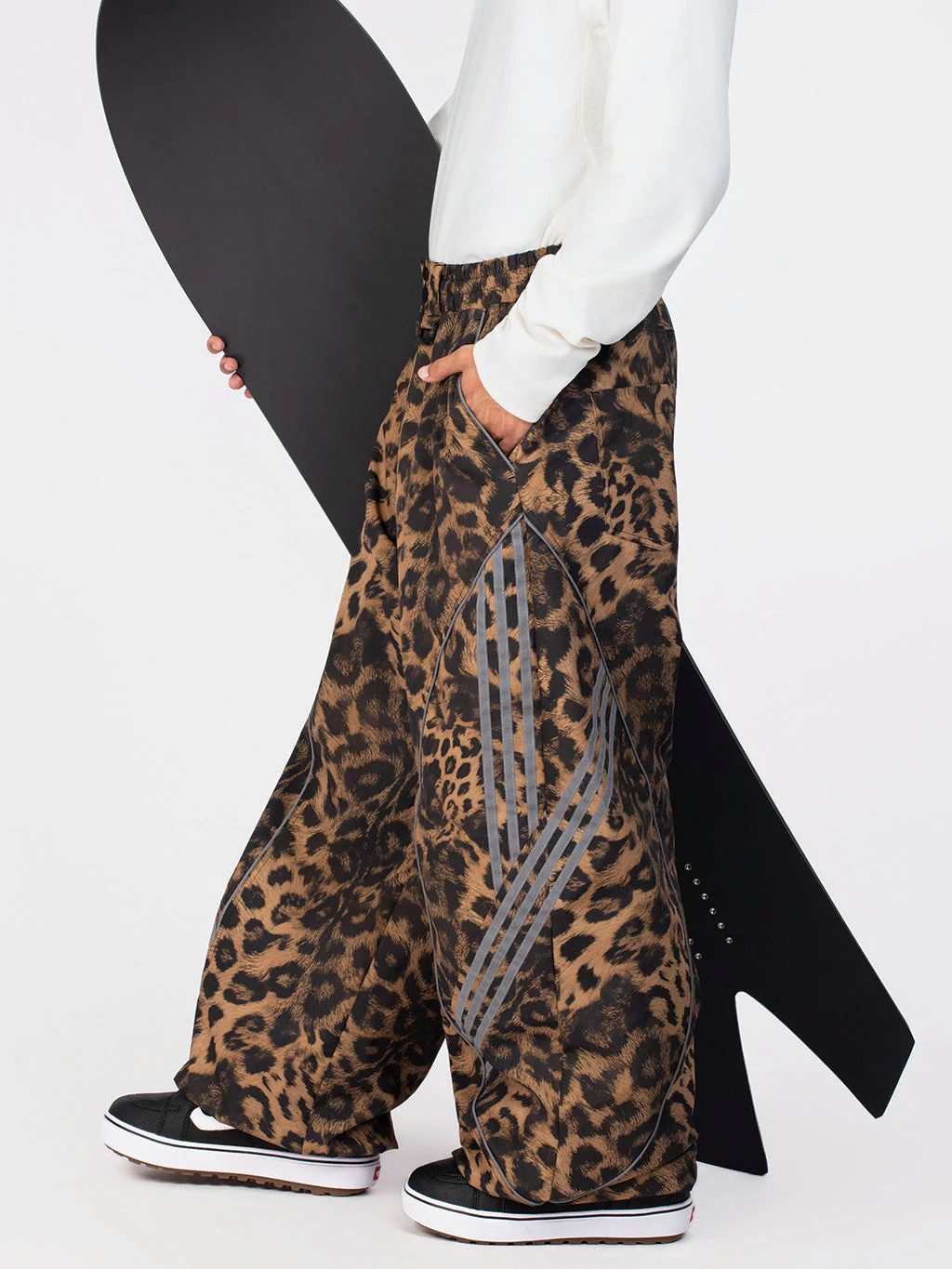 Men's Nightline Park Rider Reflective Curve Baggy Snow Pants - Image 28