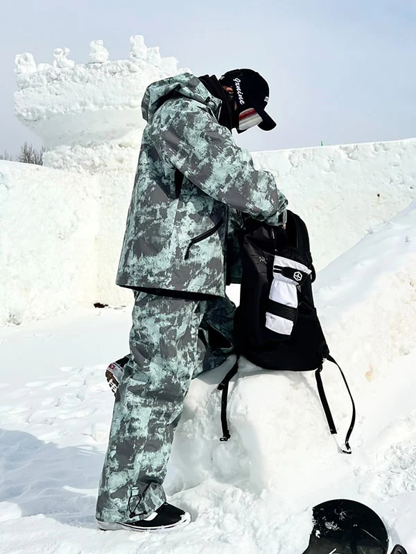 Men's North White Snowsafari Jacket & Pants Set - Image 5