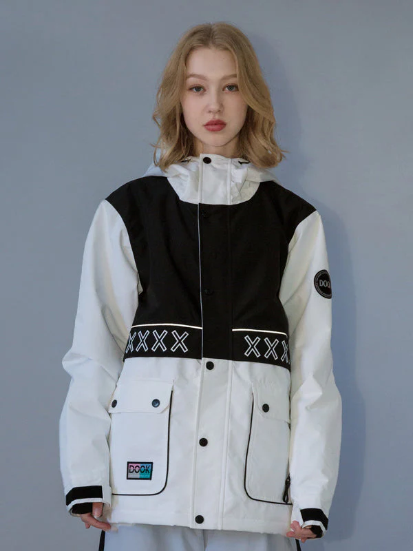 Women's Dook Snow Winter Land Cargo Snowboard Jacket - Image 3