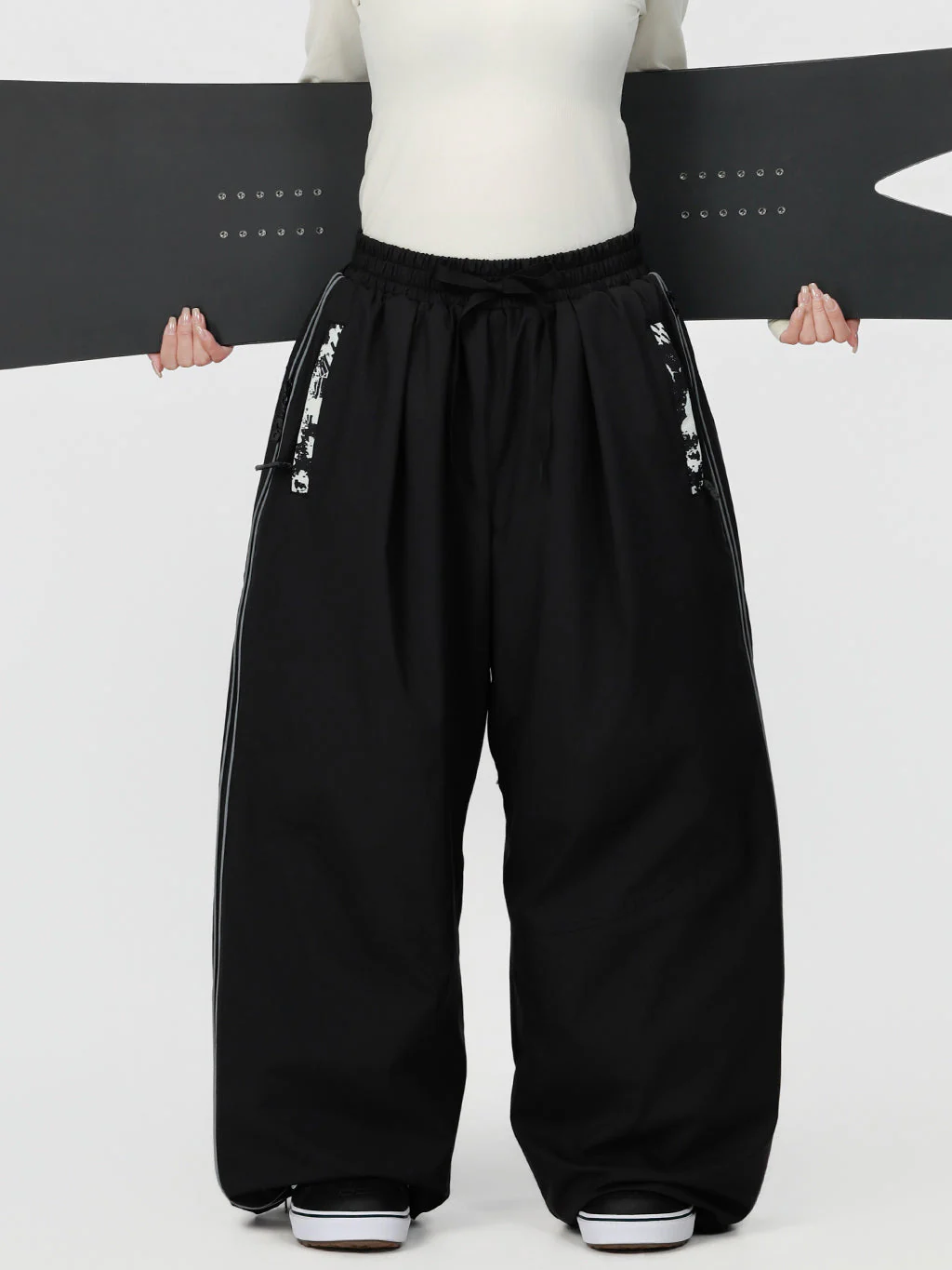 Women's Hyper Flux Side Zip Graffiti Panel Extra Baggy Freestyle Snow Pants - Image 6