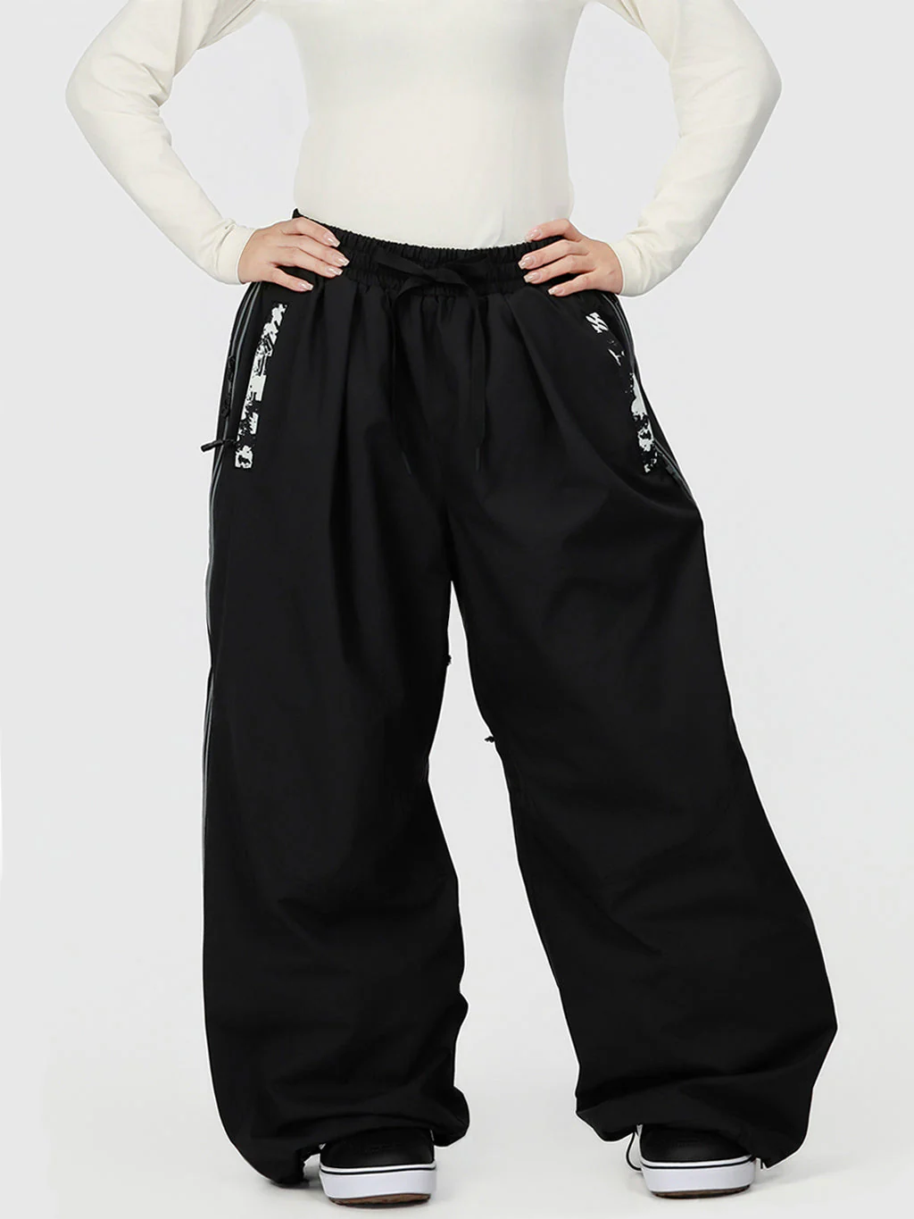 Women's Hyper Flux Side Zip Graffiti Panel Extra Baggy Freestyle Snow Pants - Image 7