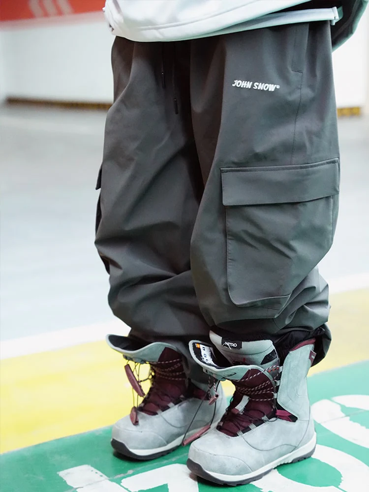 Women's John Snow 3L Baggy Cargo Snow Pants - Image 6