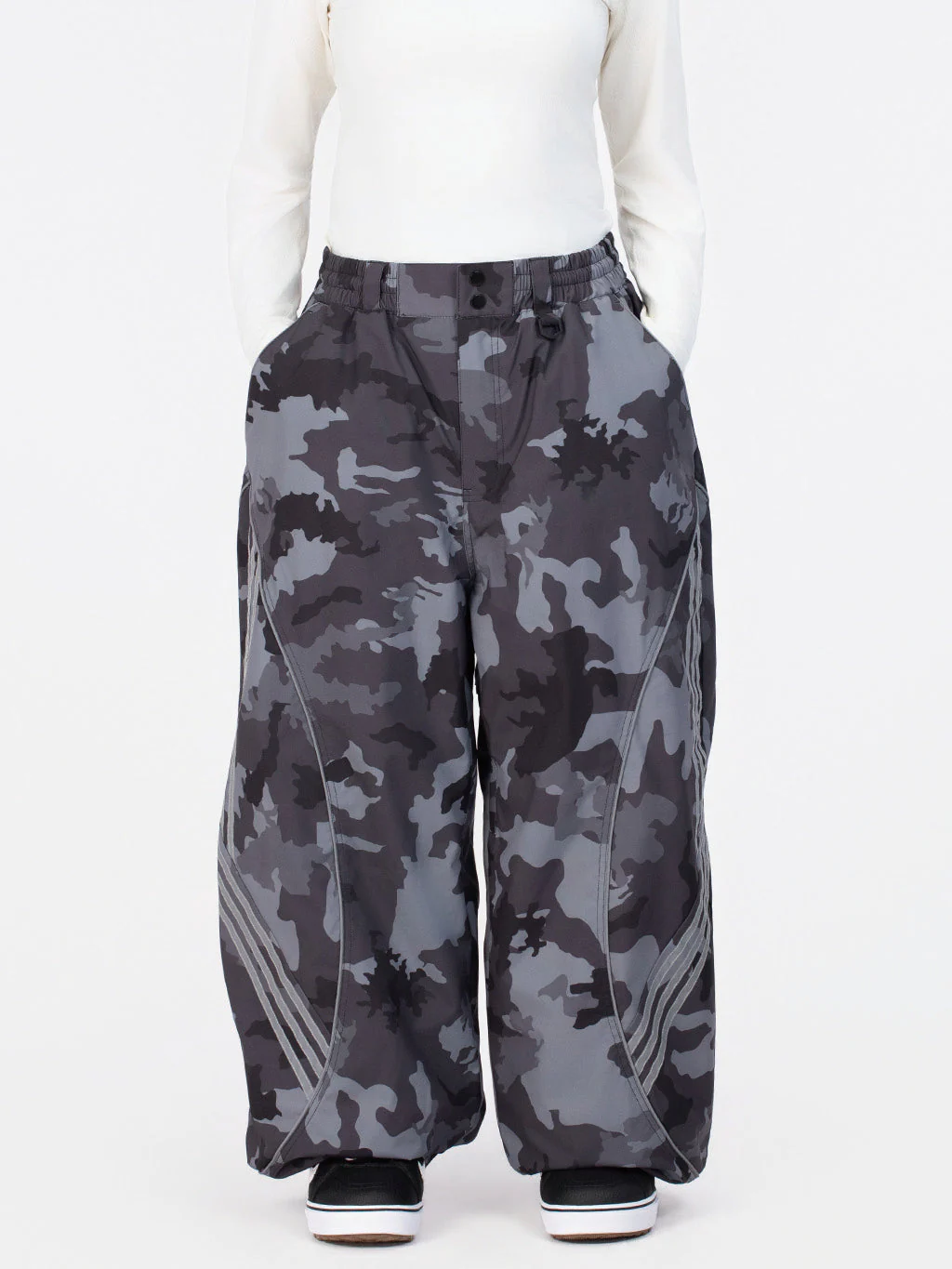 Women's Nightline Park Rider Reflective Curve Baggy Snow Pants - Image 34
