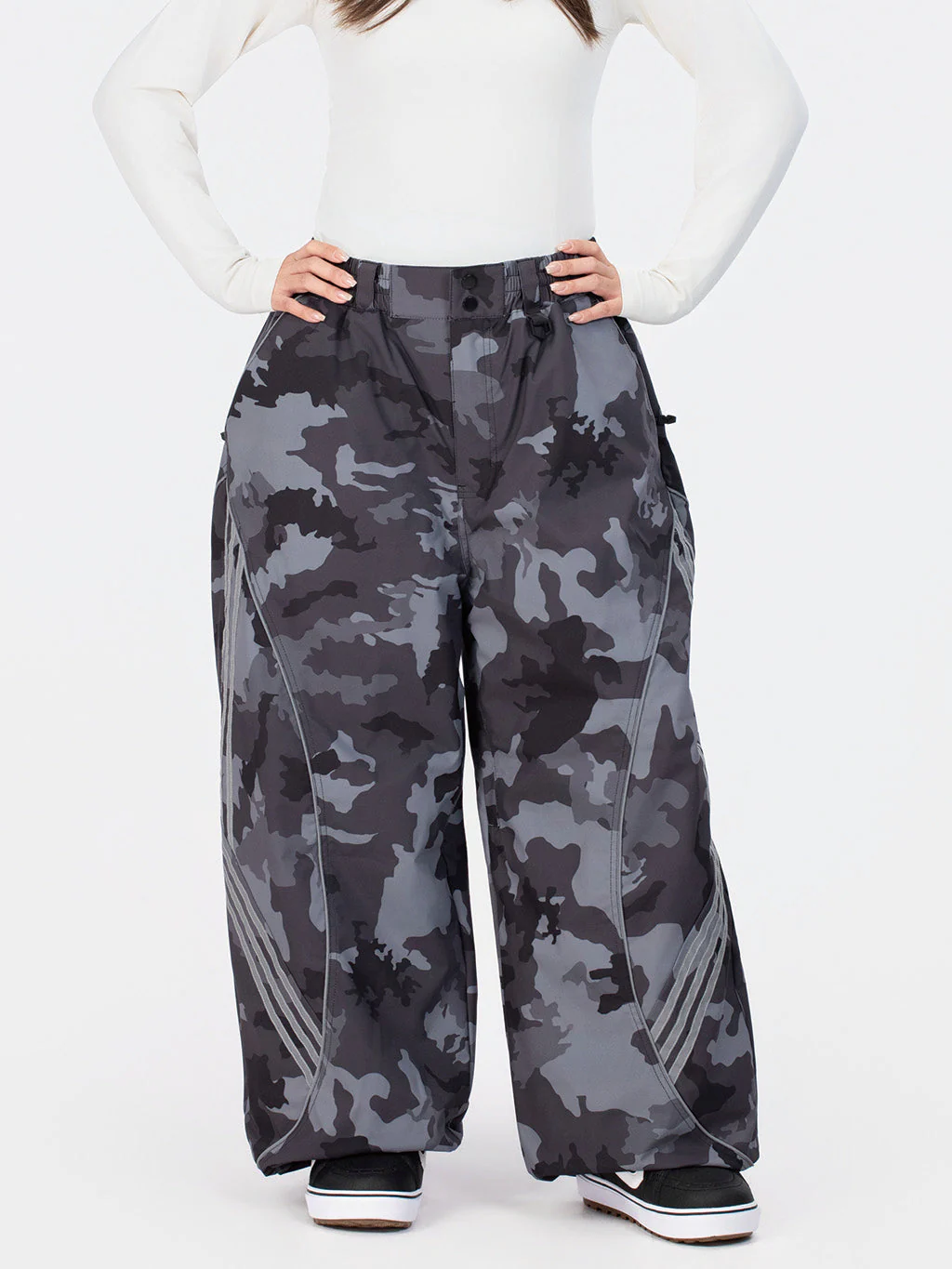 Women's Nightline Park Rider Reflective Curve Baggy Snow Pants - Image 36
