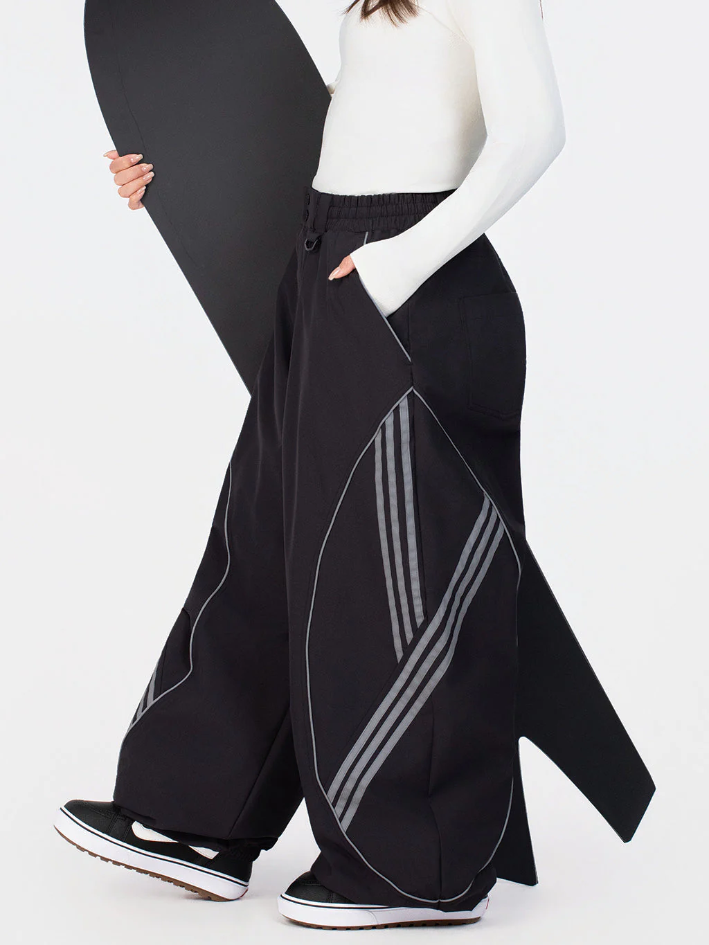 Women's Nightline Park Rider Reflective Curve Baggy Snow Pants - Image 8