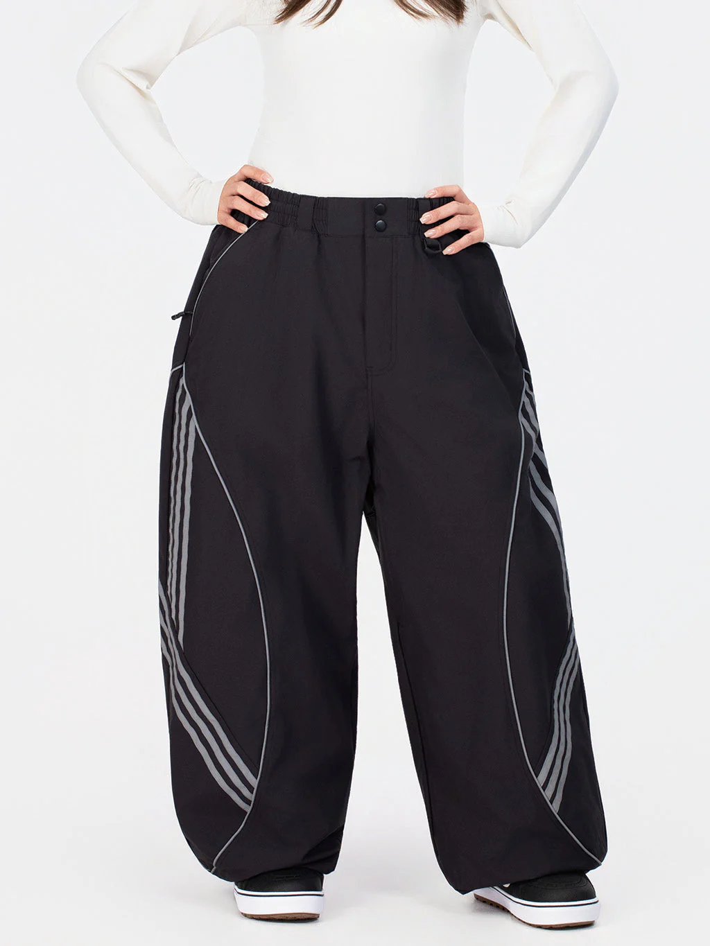 Women's Nightline Park Rider Reflective Curve Baggy Snow Pants - Image 9