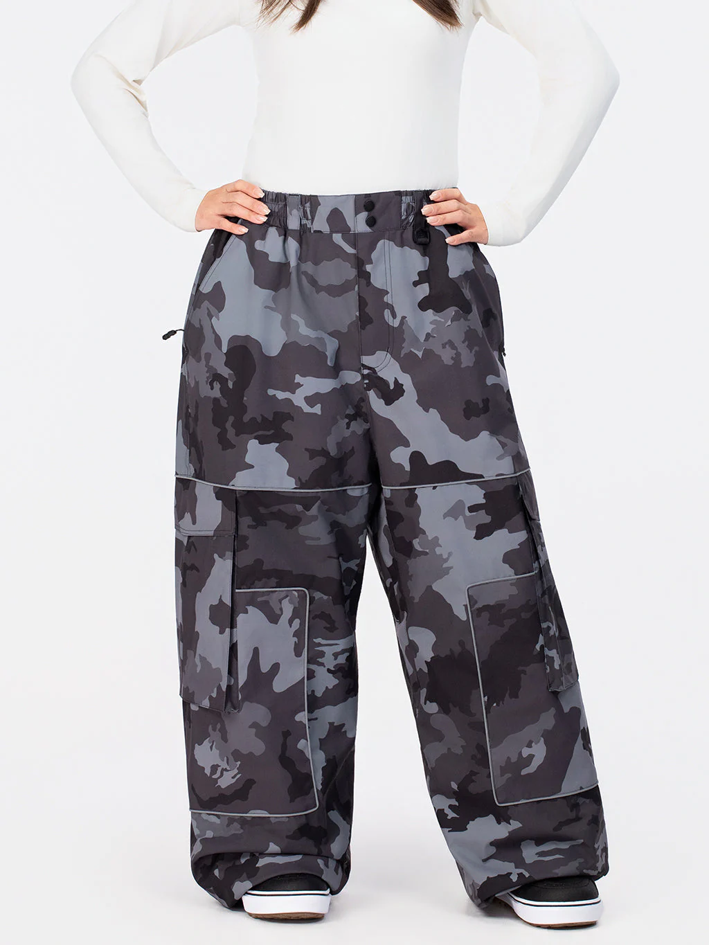 Women's Nightline Park Rider Reflective Trim Cargo Pockets Baggy Snow Pants - Image 39