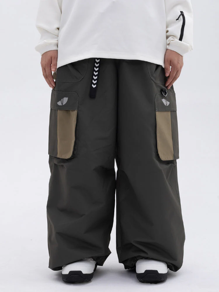 Women's Skyguard Utility Extra Baggy Cargo Snow Pants - Image 5
