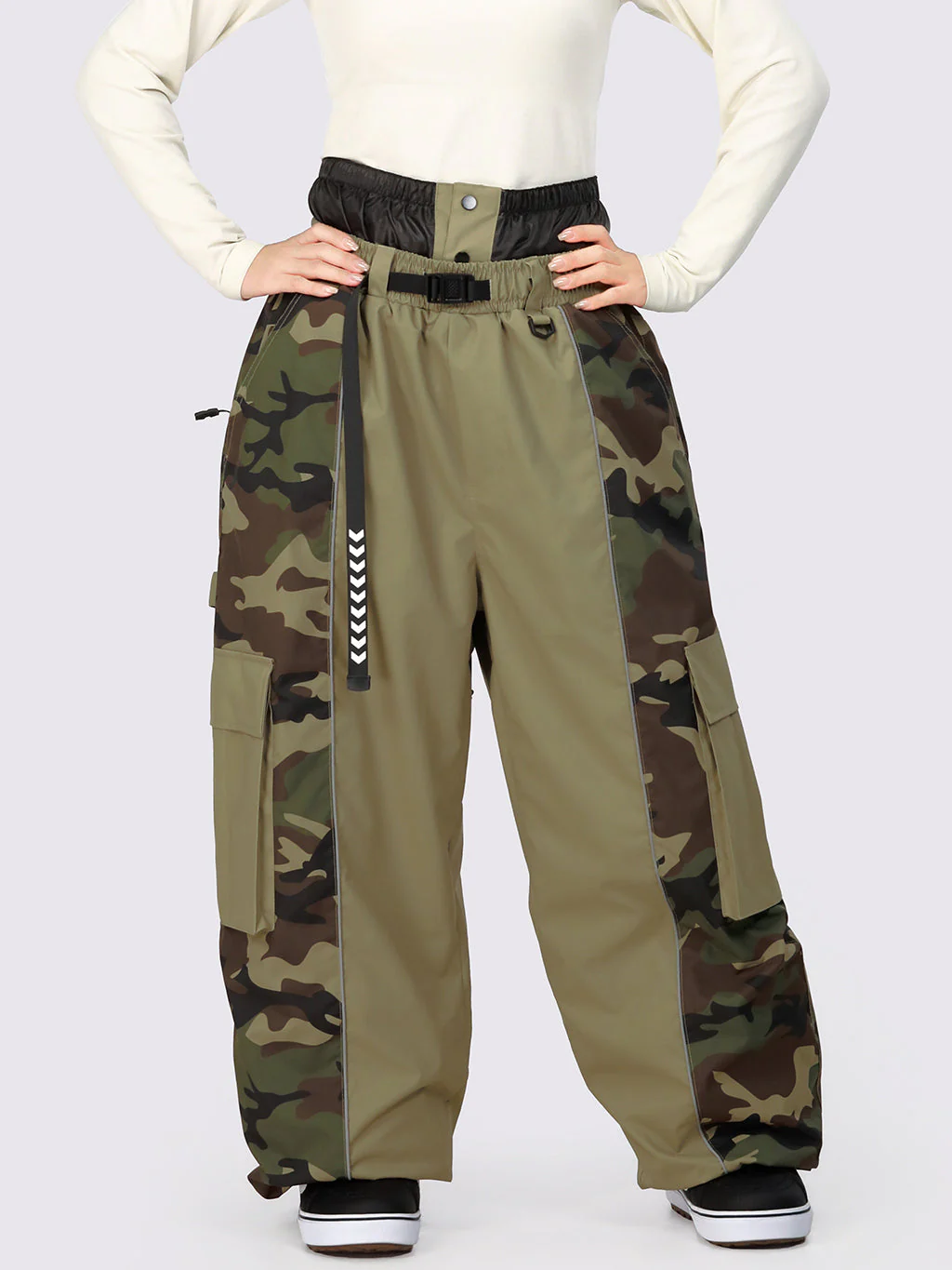 Women's Wild Motion Reflective Colorblock Extra Baggy Snow Pants - Image 41